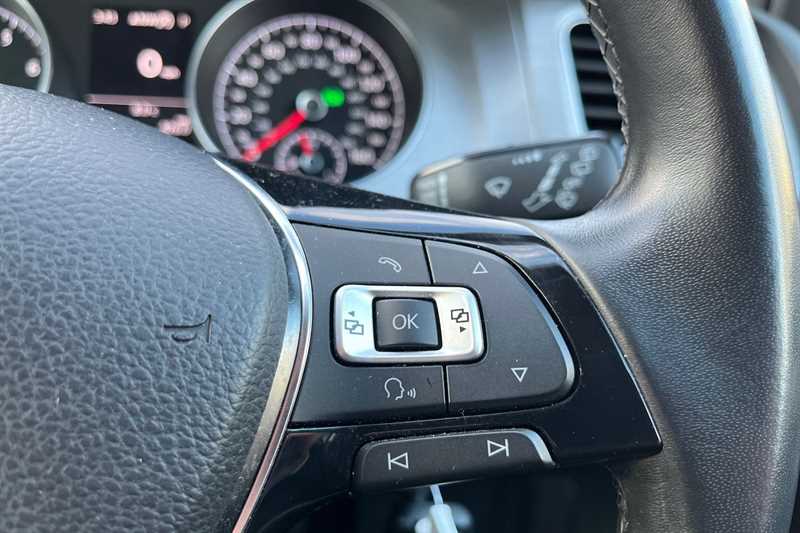 Used Volkswagen Golf 2017 for sale - 77442872: Photo 26