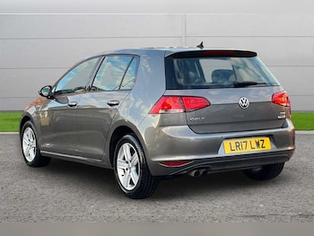 Used Volkswagen Golf 2017 for sale - 77442872: Photo