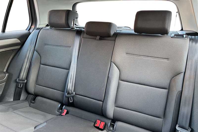 Used Volkswagen Golf 2017 for sale - 77442872: Photo 8