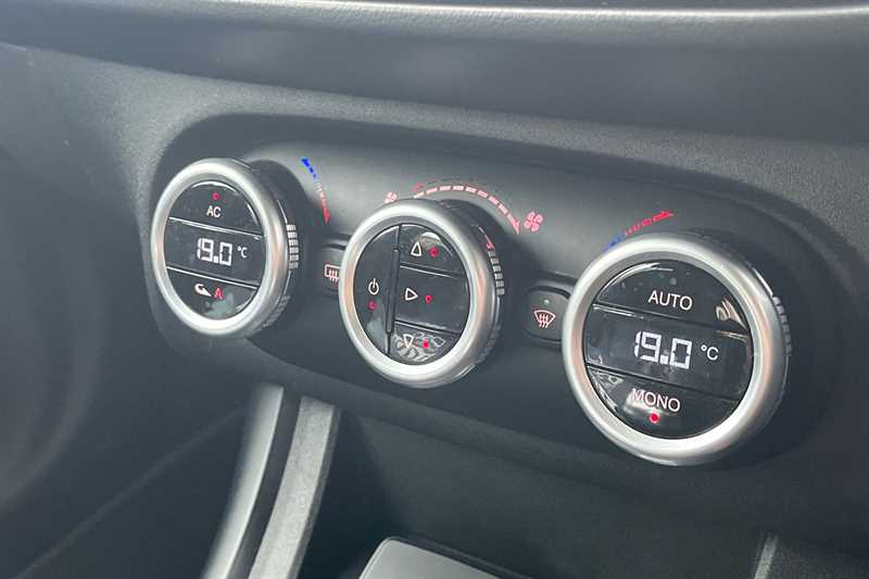 Used Alfa Romeo Giulietta 2019 for sale - 76928301: Photo 16