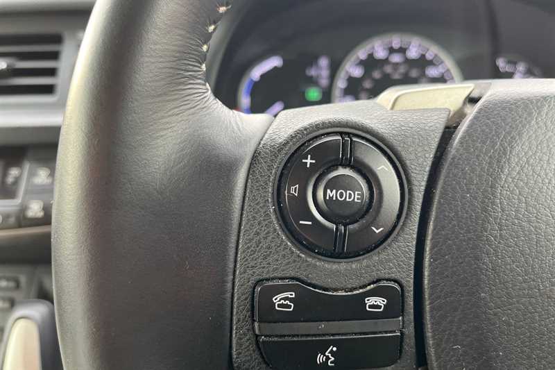 Used Lexus CT 2014 for sale - 76967033: Photo 17