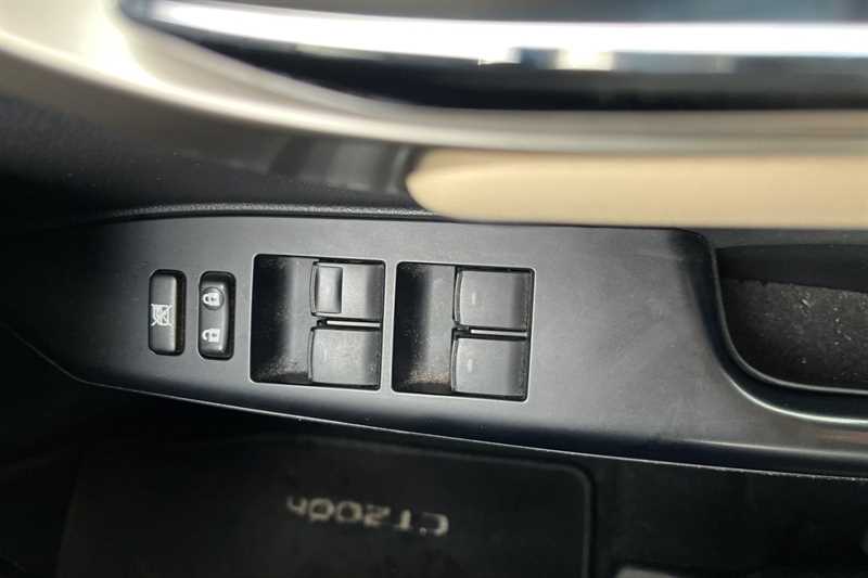 Used Lexus CT 2014 for sale - 76967033: Photo 18