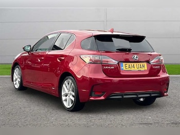 Used Lexus CT 2014 for sale - 76967033: Photo