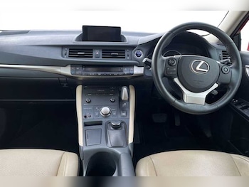 Used Lexus CT 2014 for sale - 76967033: Photo