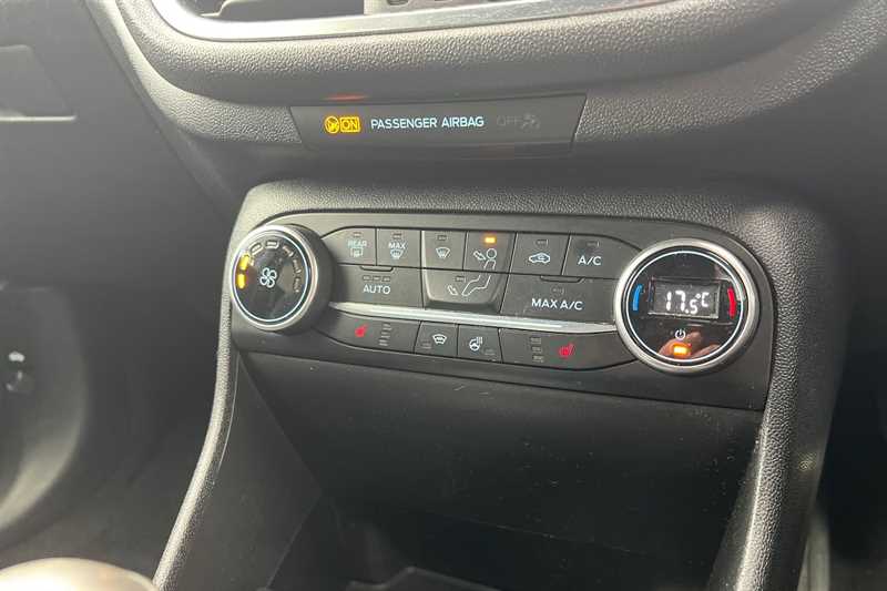 Used Ford Fiesta 2018 for sale - 76523712: Photo 16
