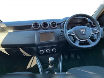 Used Dacia Duster 2021 for sale - 76272731: Photo 4