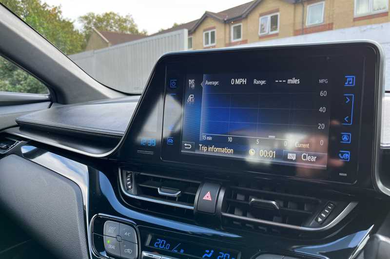 Used Toyota C-HR 2017 for sale - 76022080: Photo 14