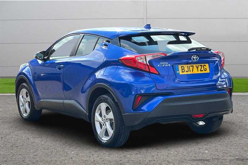 Used Toyota C-HR 2017 for sale - 76022080: Photo 3