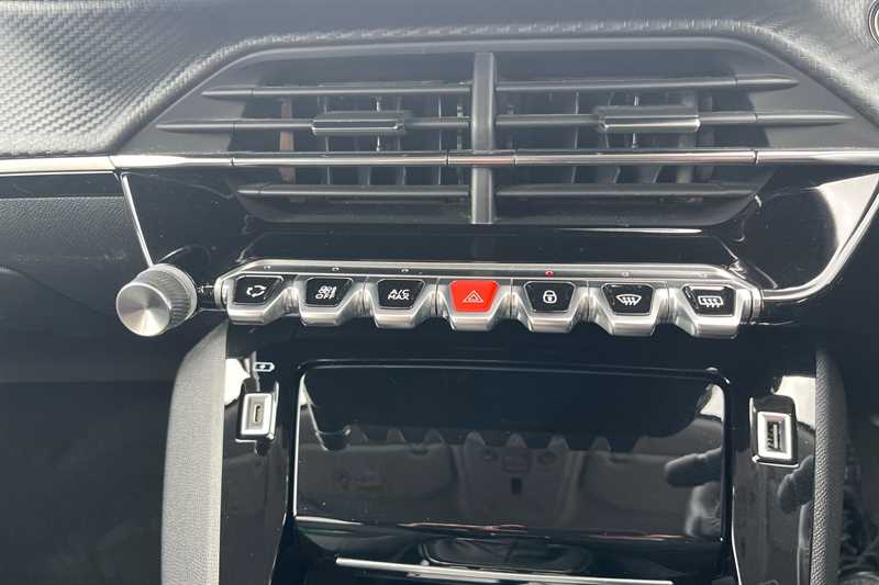 Used Peugeot 2008 2021 for sale - 78089022: Photo 16