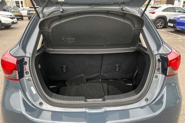 Used Mazda Mazda2 2021 for sale - 75648899: Photo 20