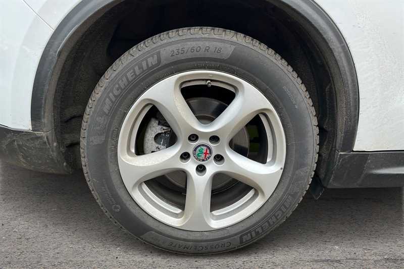 Used Alfa Romeo Stelvio 2019 for sale - 77043177: Photo 9