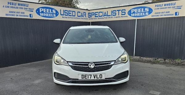 Used Vauxhall Astra 2017 for sale - 75698342: Photo 2