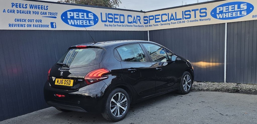 Used Peugeot 208 2016 for sale - 76111890: Photo 8