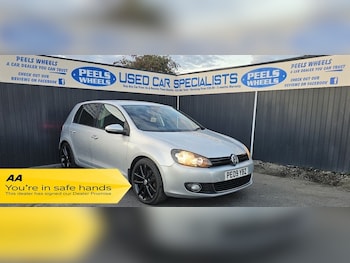 Volkswagen - Golf