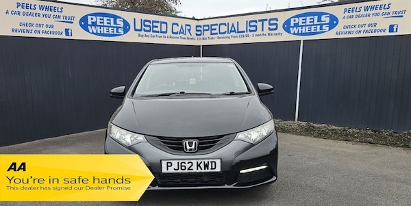 Used Honda Civic 2012 for sale - 76309409: Photo 2