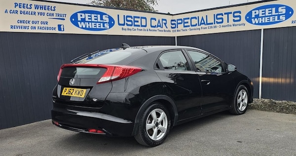 Used Honda Civic 2012 for sale - 76309409: Photo 6
