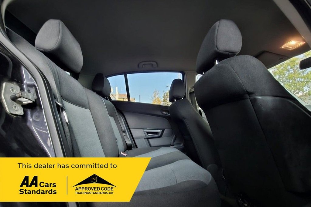 Used Vauxhall Astra 2005 for sale - 77452423: Photo 9