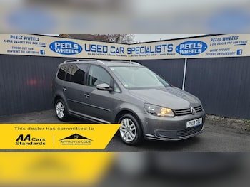 Used Volkswagen Touran 2013 for sale - 76855213: Photo