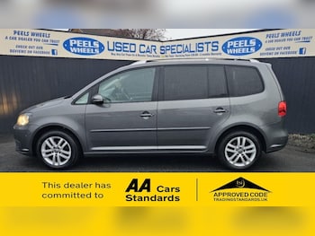 Used Volkswagen Touran 2013 for sale - 76855213: Photo