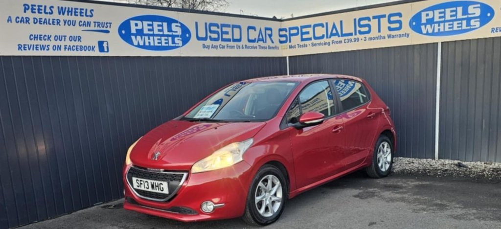 Used Peugeot 208 2013 for sale - 77177981: Photo 3