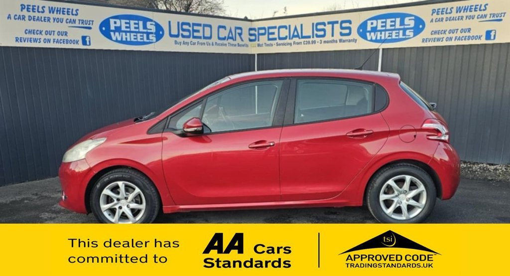 Used Peugeot 208 2013 for sale - 77177981: Photo 4