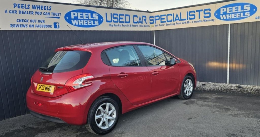 Used Peugeot 208 2013 for sale - 77177981: Photo 6