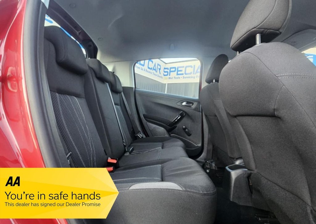 Used Peugeot 208 2013 for sale - 77177981: Photo 9