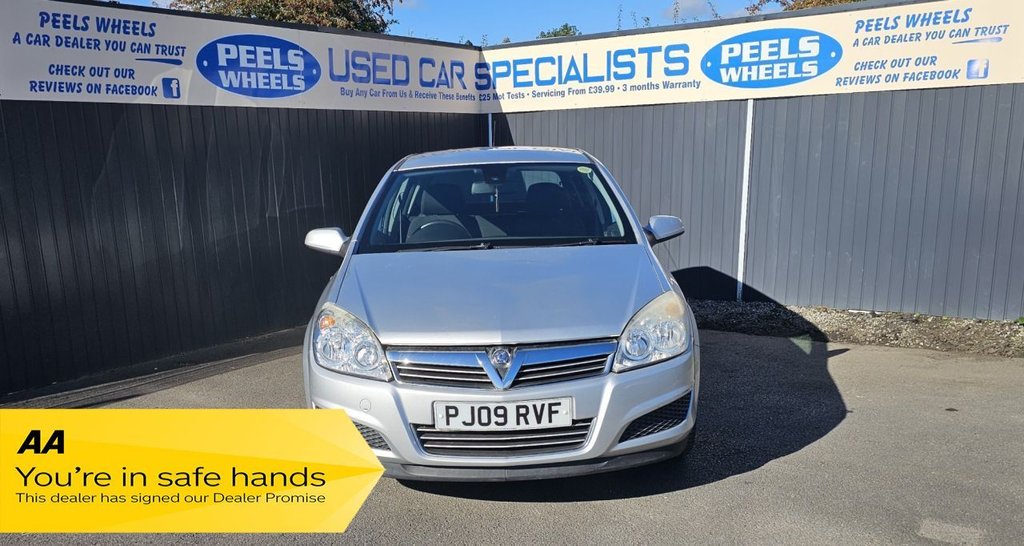 Used Vauxhall Astra 2009 for sale - 76033534: Photo 2