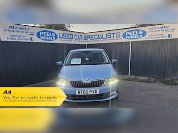 Used Skoda Fabia 2015 for sale - 75979840: Photo