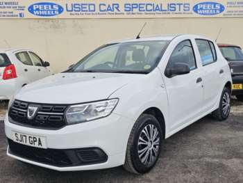 Used Dacia Sandero 2017 for sale - 73620972: Photo