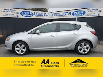 Used Vauxhall Astra 2012 for sale - 76098221: Photo 4