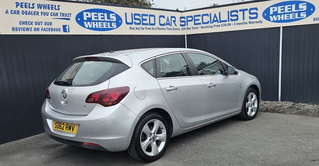 Used Vauxhall Astra 2012 for sale - 76098221: Photo 8
