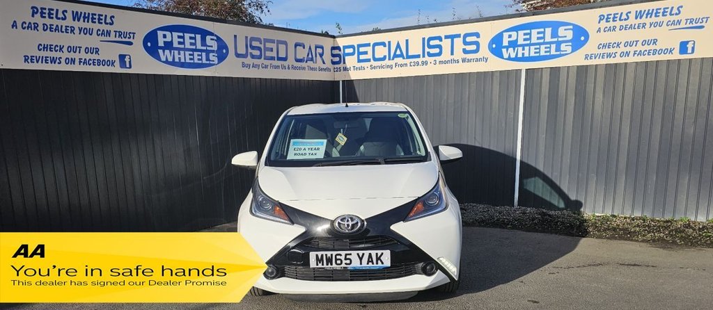 Used Toyota AYGO 2015 for sale - 76361608: Photo 2