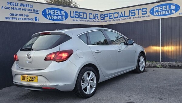 Used Vauxhall Astra 2013 for sale - 75721868: Photo 6