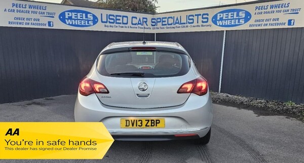 Used Vauxhall Astra 2013 for sale - 75721868: Photo 7
