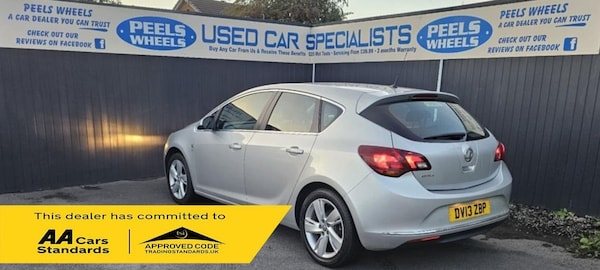 Used Vauxhall Astra 2013 for sale - 75721868: Photo 8
