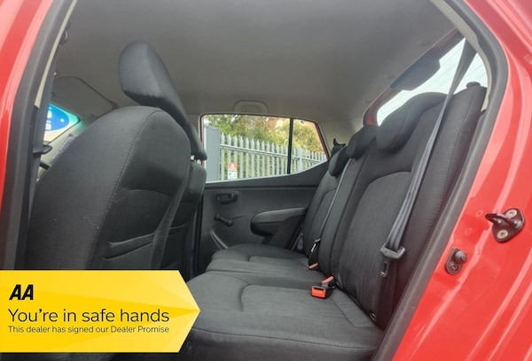 Used Hyundai i10 2013 for sale - 75771082: Photo 8