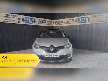 Used Renault Captur 2018 for sale - 76605122: Photo