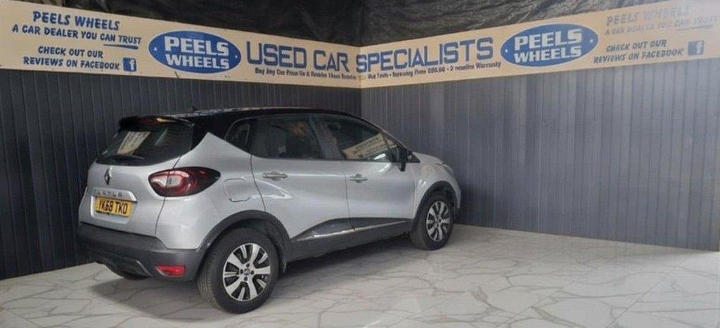 Used Renault Captur 2018 for sale - 76605122: Photo 8