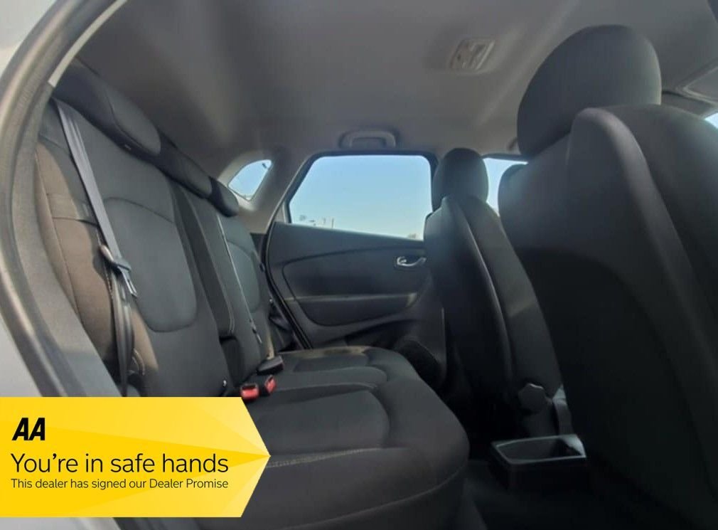 Used Renault Captur 2018 for sale - 76605122: Photo 9