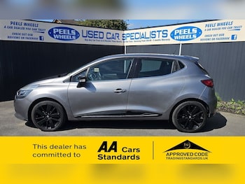 Used Renault Clio 2015 for sale - 75462138: Photo