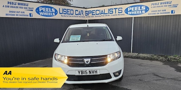 Used Dacia Sandero 2015 for sale - 76216799: Photo 2