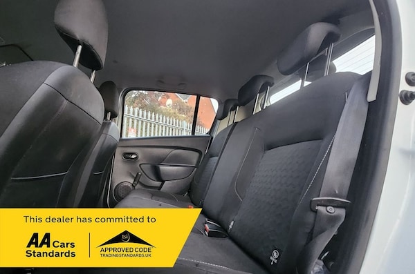 Used Dacia Sandero 2015 for sale - 76216799: Photo 9