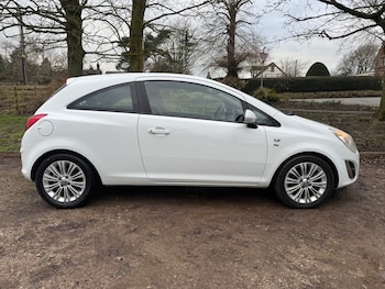 Used Vauxhall Corsa 2012 for sale - 77572498: Photo