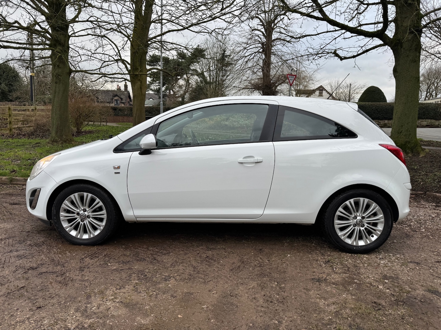 Used Vauxhall Corsa 2012 for sale - 77572498: Photo 7