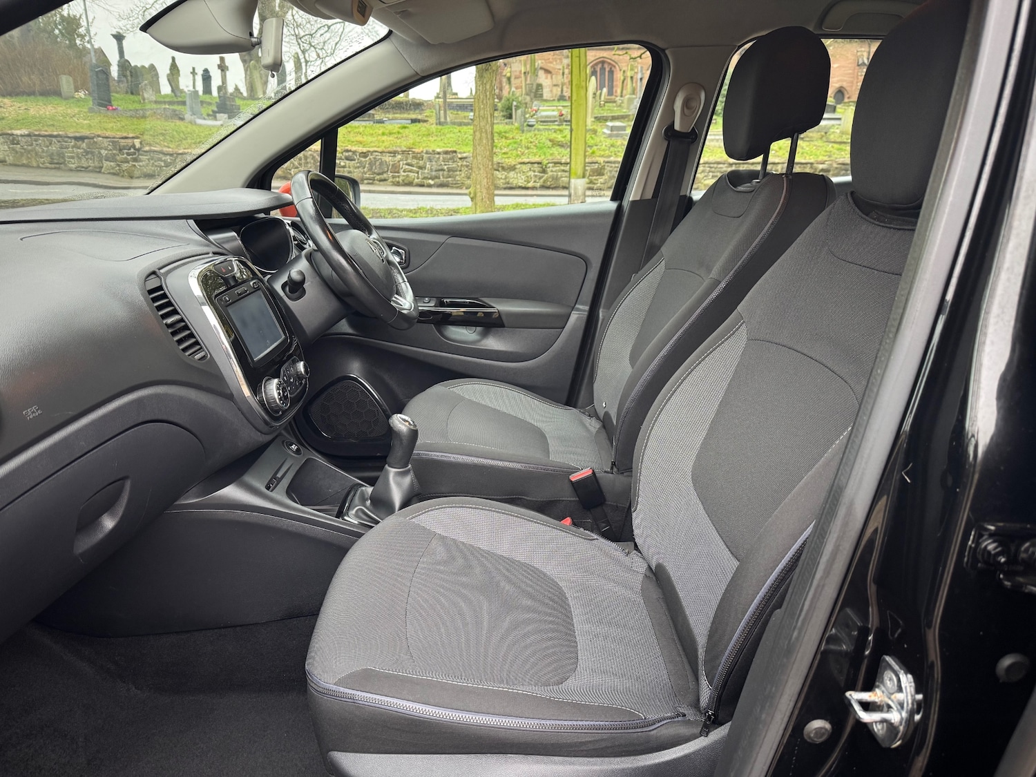 Used Renault Captur 2016 for sale - 77570230: Photo 15