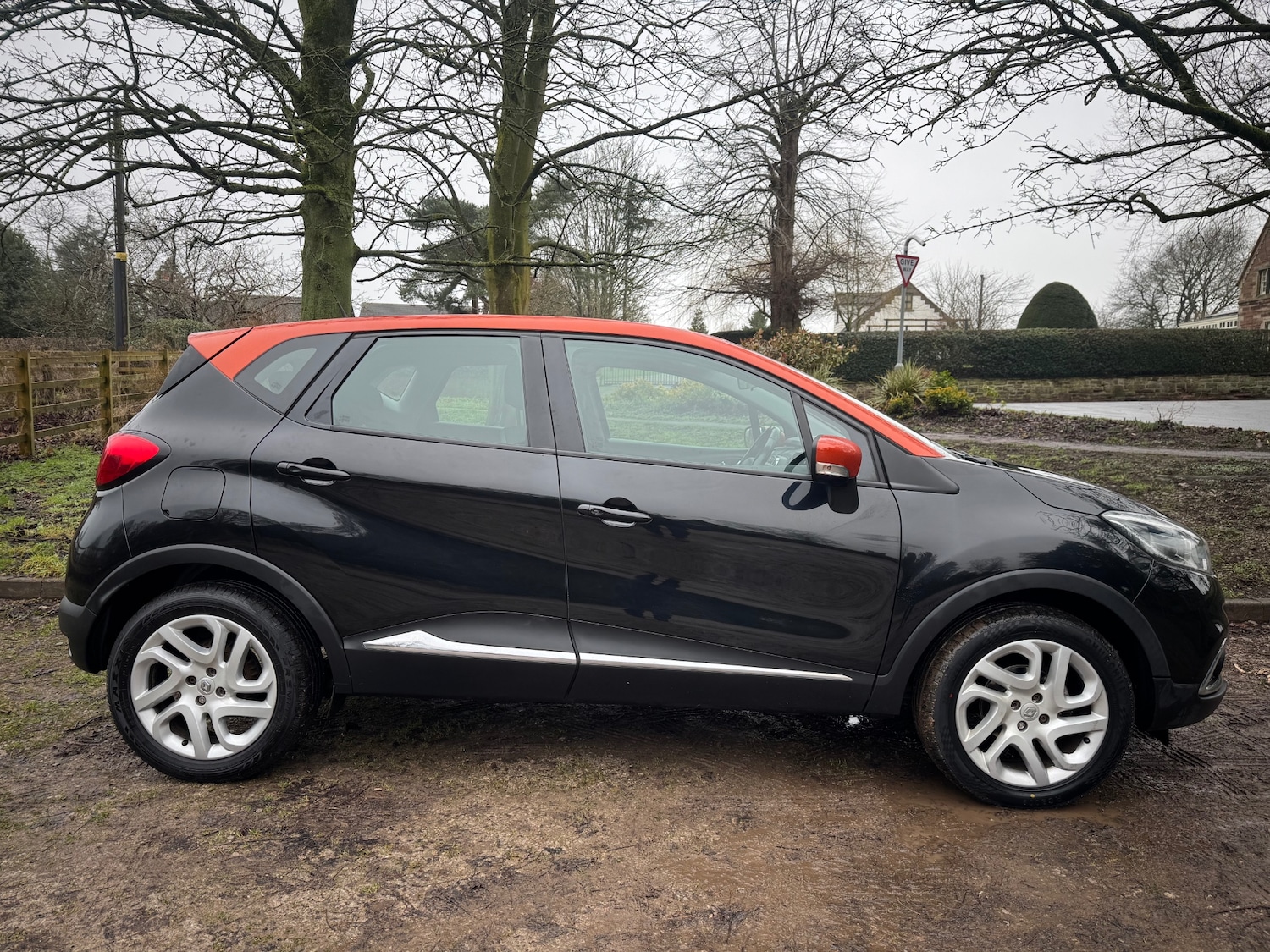 Used Renault Captur 2016 for sale - 77570230: Photo 3