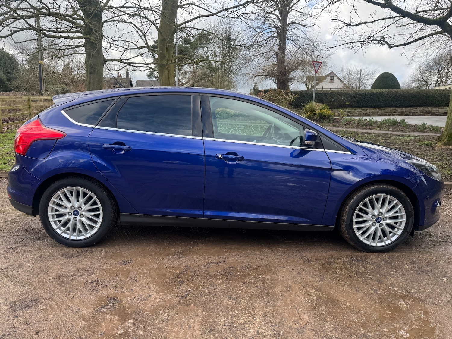 Used Ford Focus 2014 for sale - 77571764: Photo 3