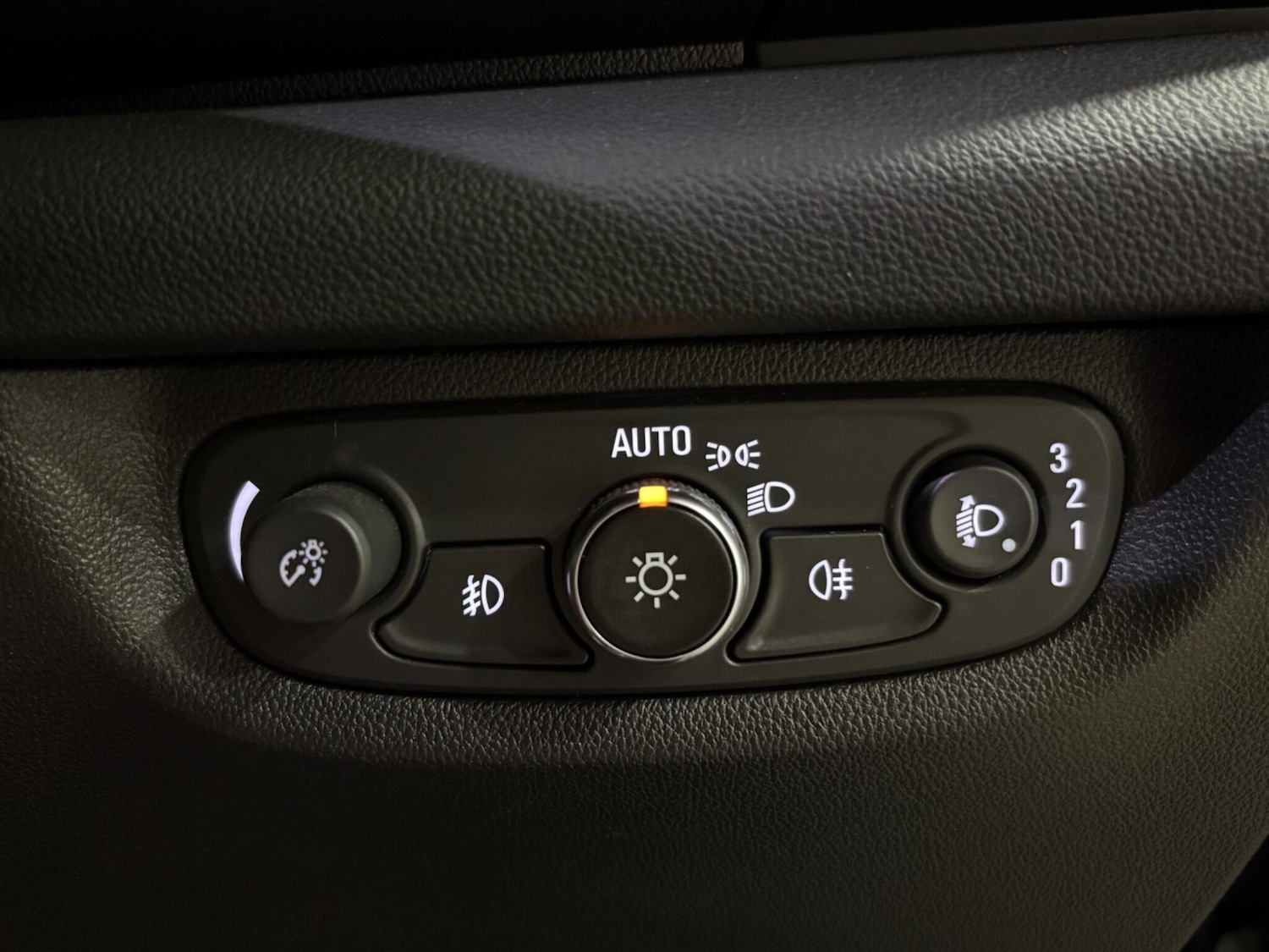 Used Vauxhall Insignia 2019 for sale - 76866127: Photo 31