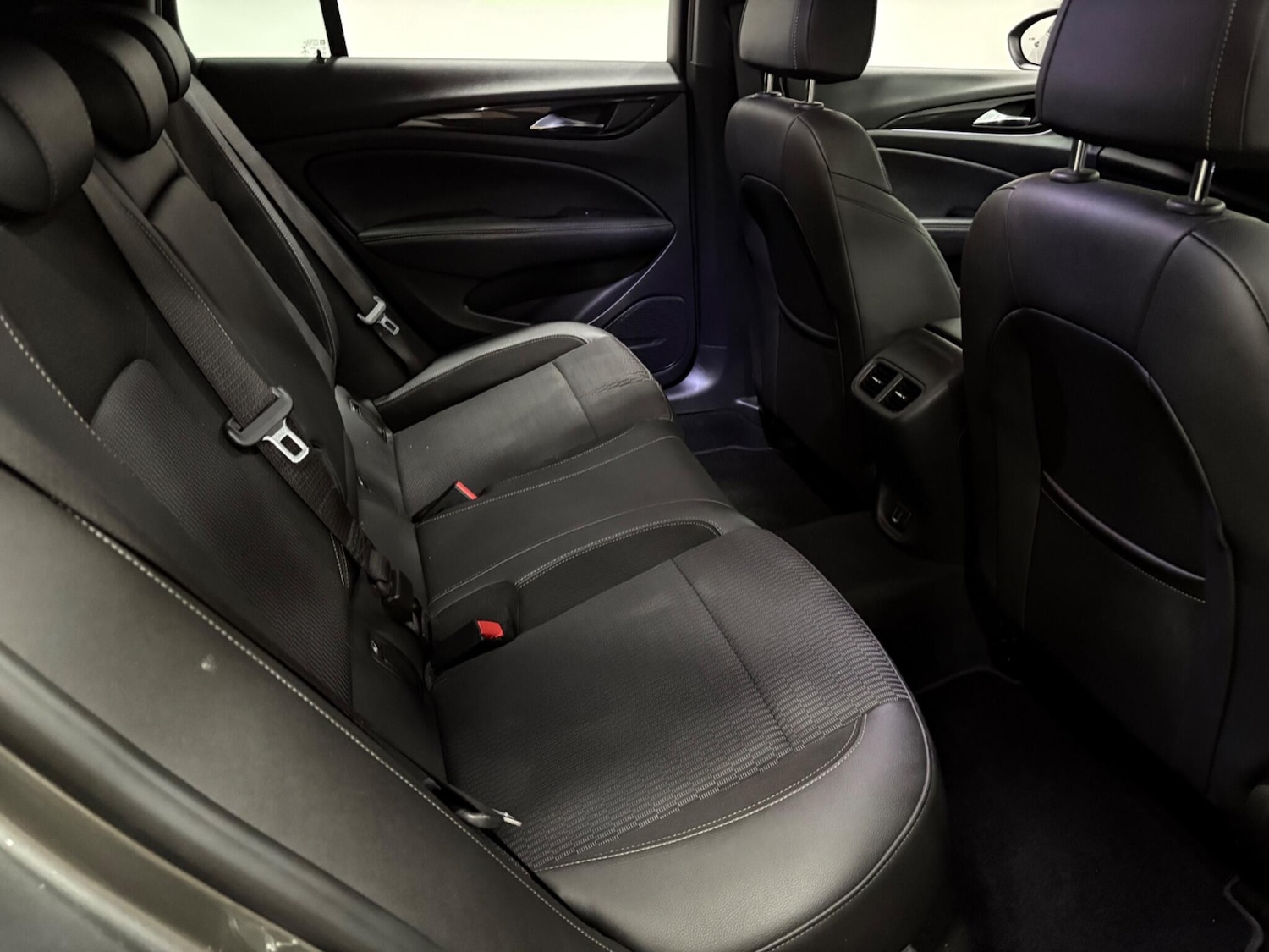 Used Vauxhall Insignia 2019 for sale - 76866127: Photo 38